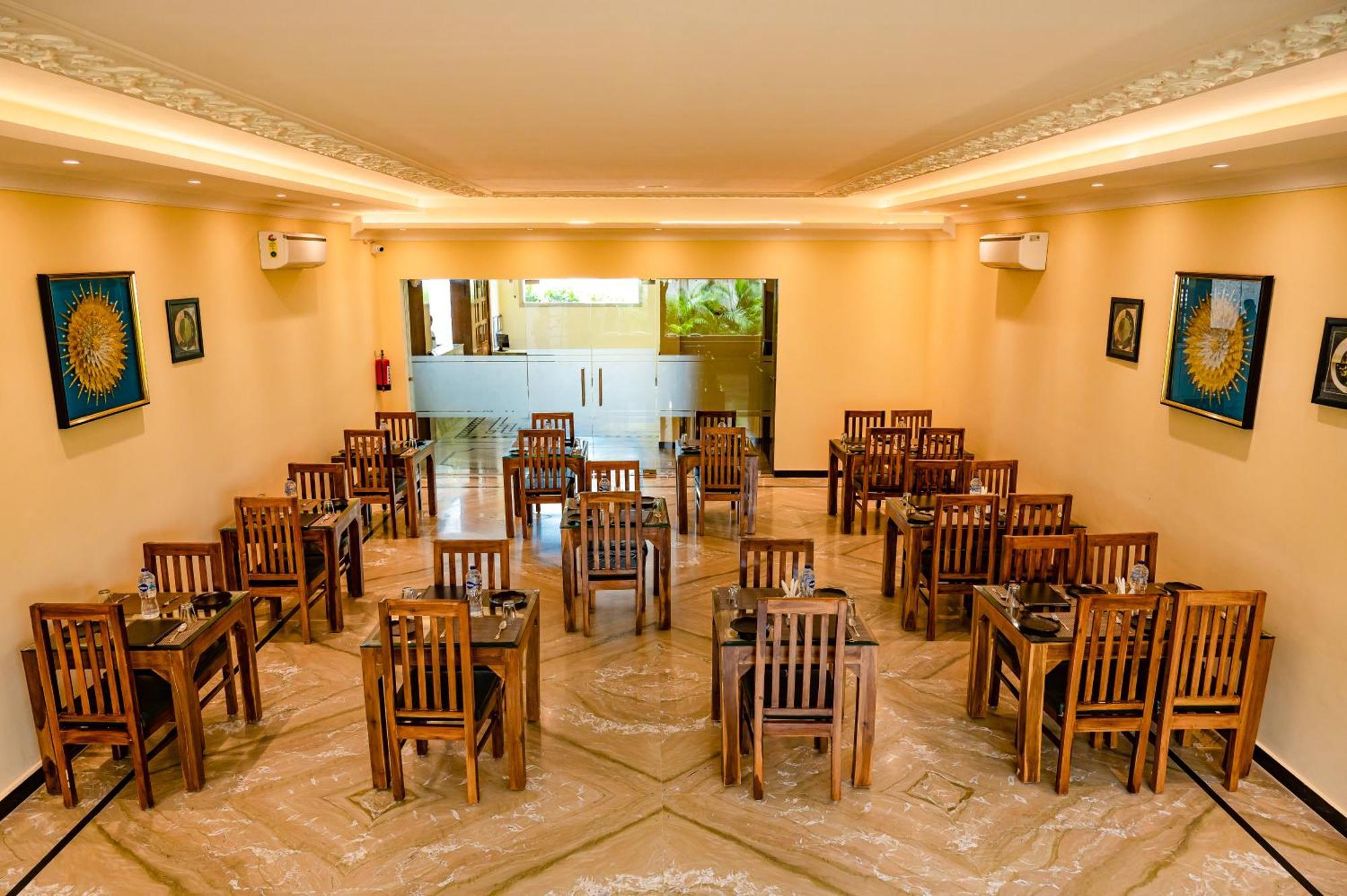 Amritara Ramila Kutir Hotel Ayodhya Ngoại thất bức ảnh