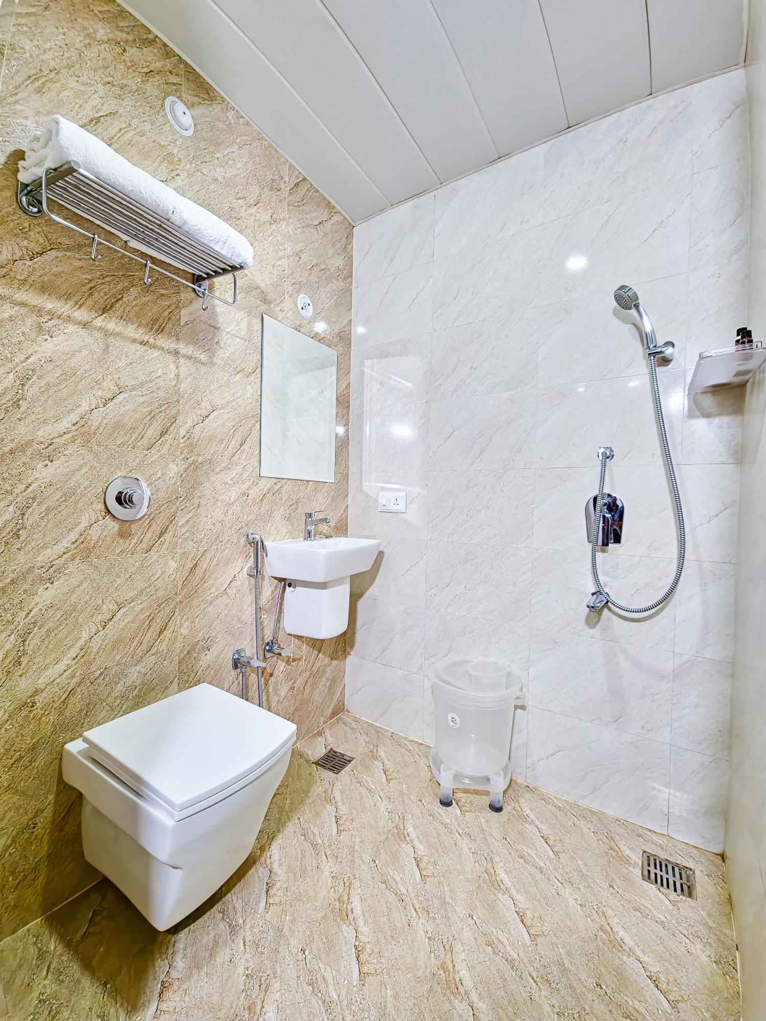 Amritara Ramila Kutir Hotel Ayodhya Ngoại thất bức ảnh