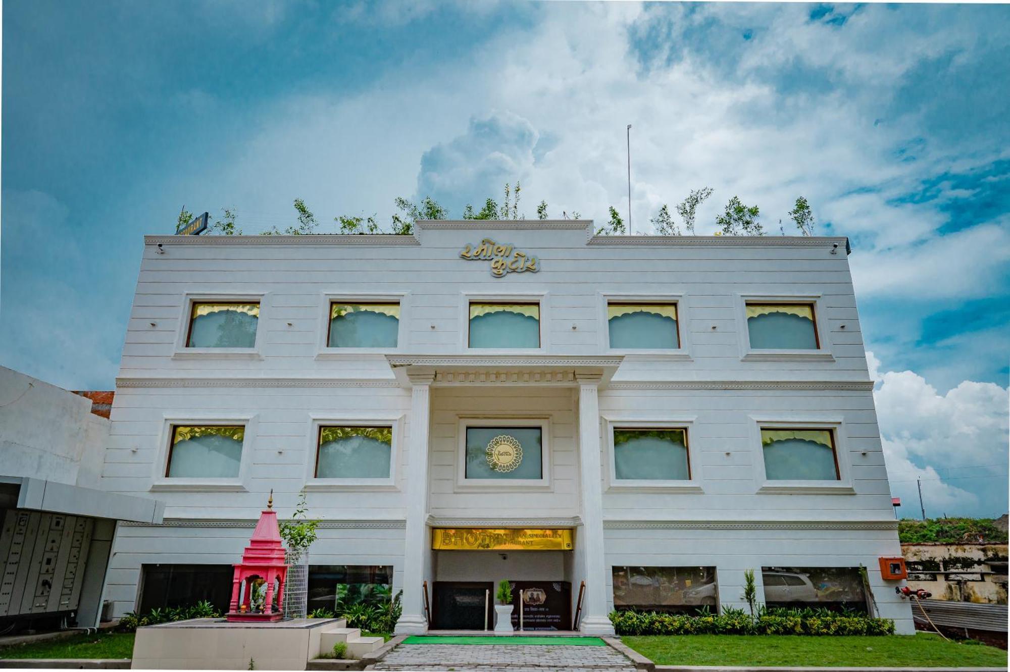 Amritara Ramila Kutir Hotel Ayodhya Ngoại thất bức ảnh