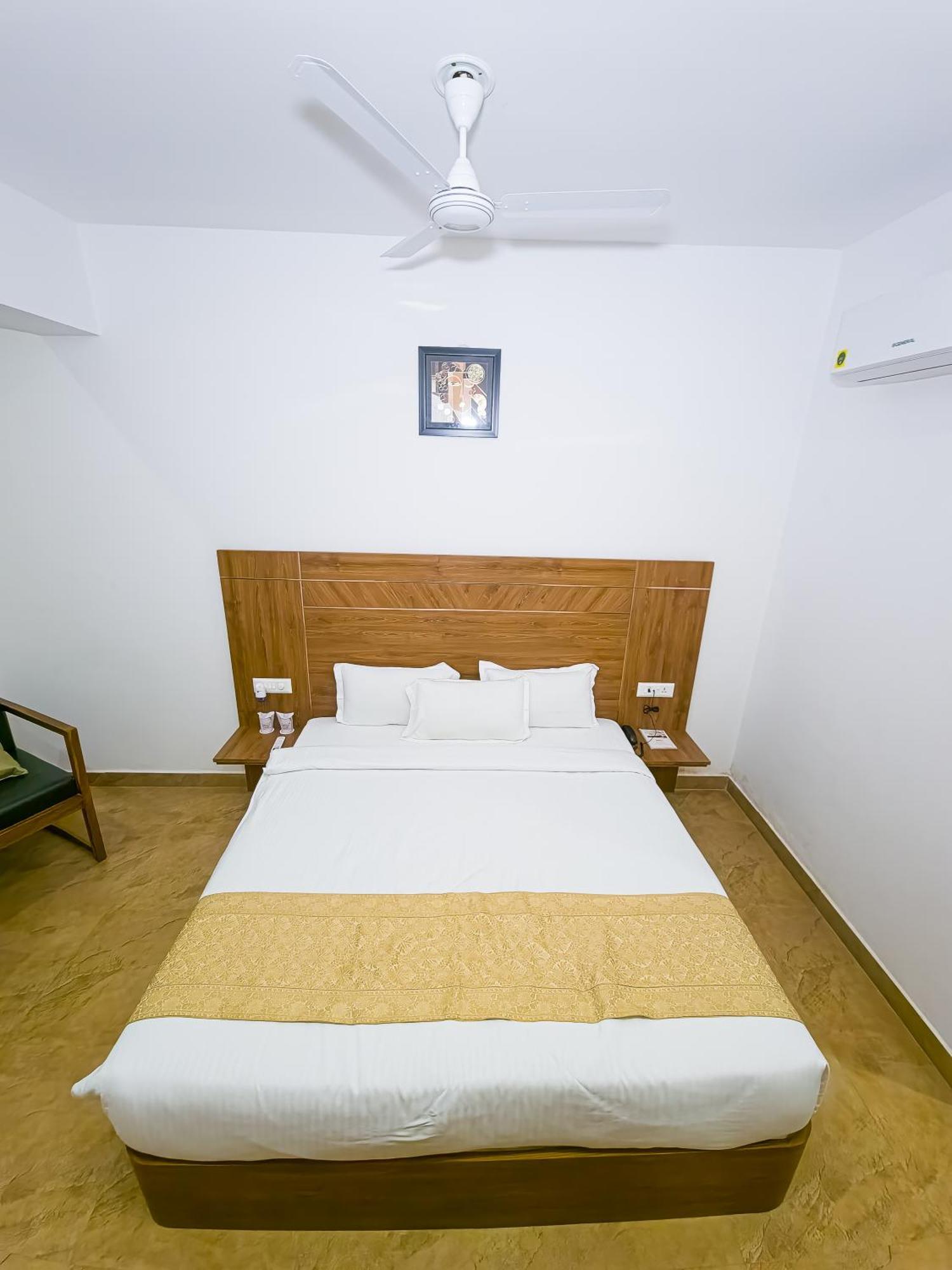 Amritara Ramila Kutir Hotel Ayodhya Ngoại thất bức ảnh