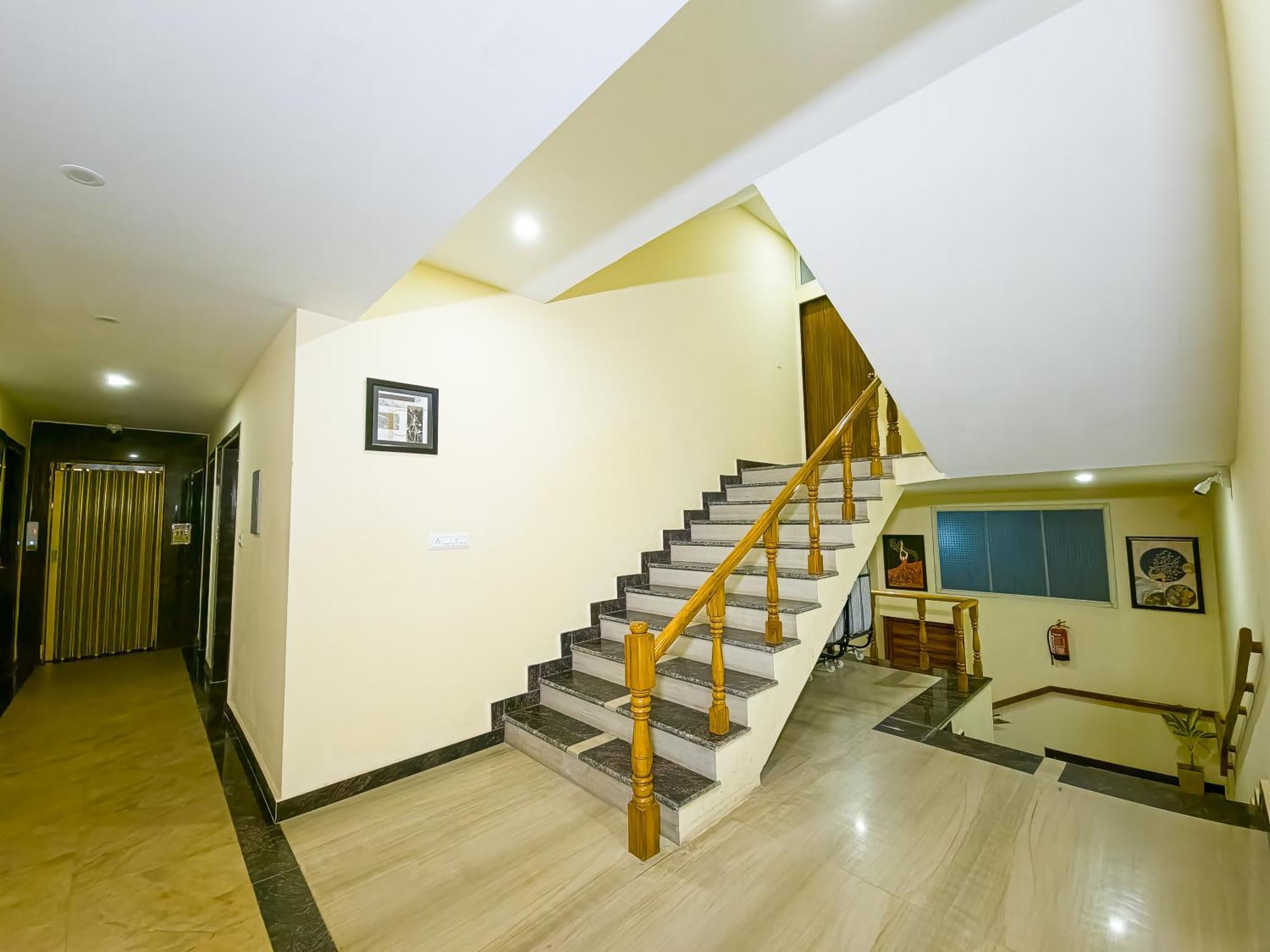 Amritara Ramila Kutir Hotel Ayodhya Ngoại thất bức ảnh